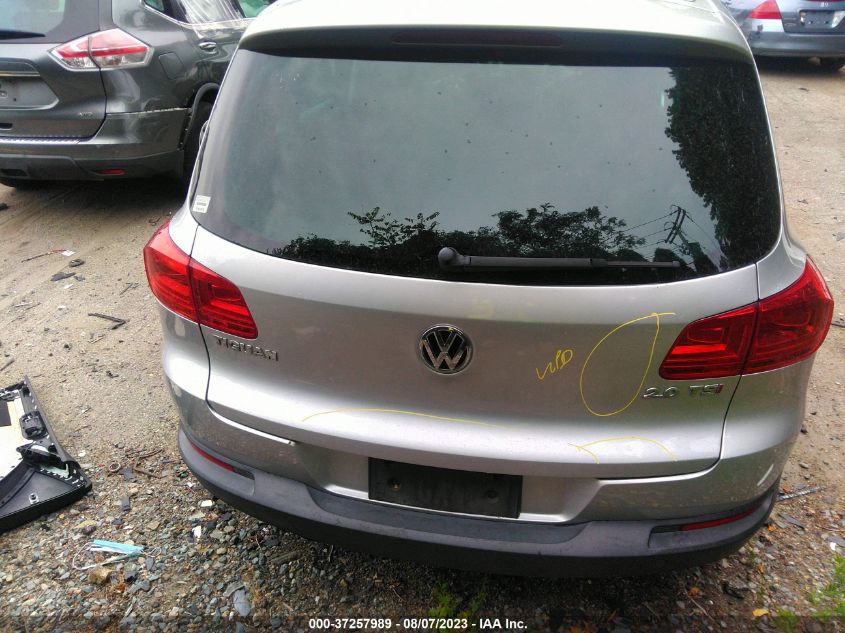 2013 VOLKSWAGEN TIGUAN SE W/SUNROOF & NAV - WVGBV3AX7DW592485