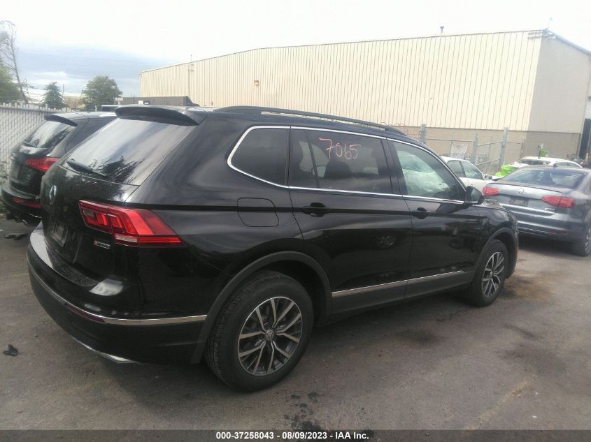 3VV2B7AX8LM027490 Volkswagen Tiguan SE/SEL 4