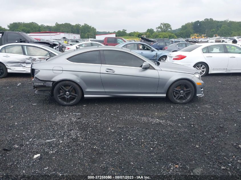 2014 MERCEDES-BENZ C-CLASS C 250 - WDDGJ4HB8EG263740
