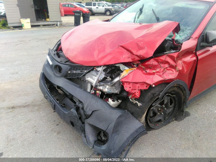 2015 TOYOTA RAV4 LE - JTMBFREVXFJ013289