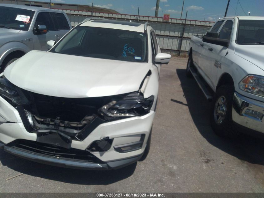 VIN 5N1AT2MT5HC747272 2017 NISSAN ROGUE S/SL