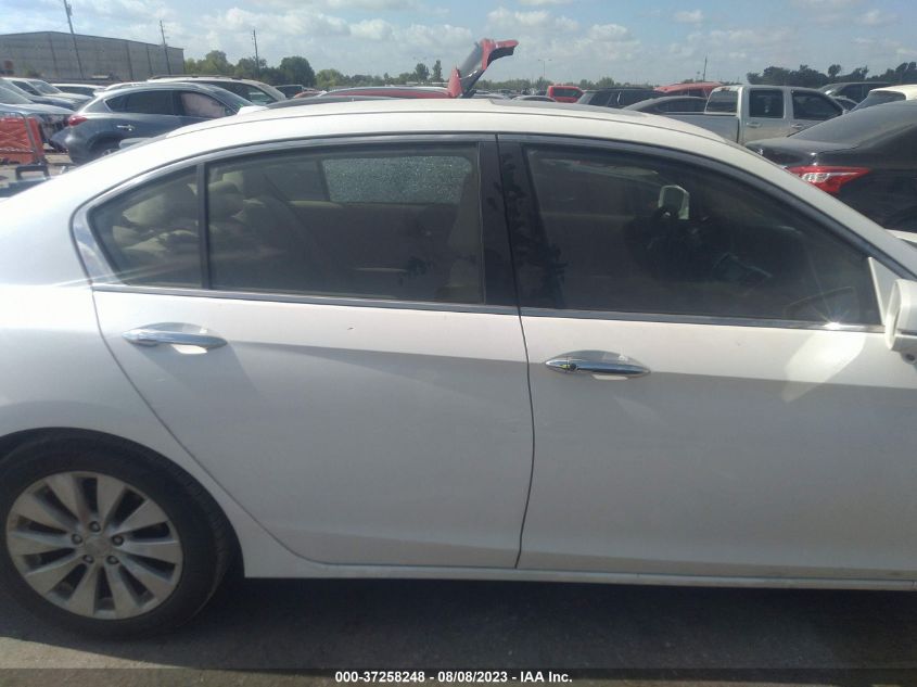 2015 HONDA ACCORD SEDAN EX-L 1HGCR2F86FA165082