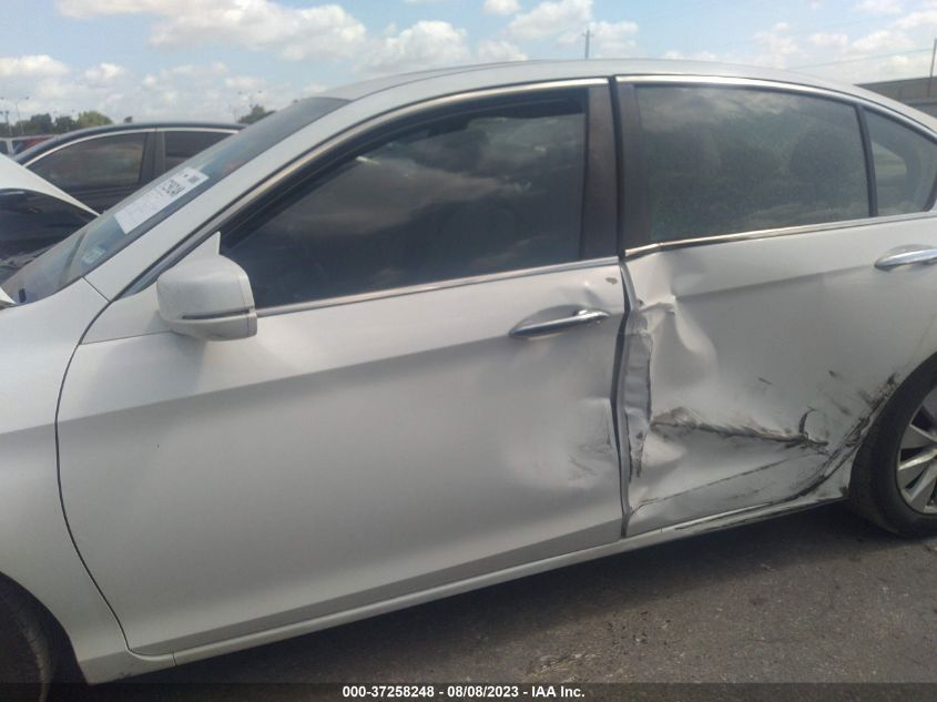 2015 HONDA ACCORD SEDAN EX-L 1HGCR2F86FA165082
