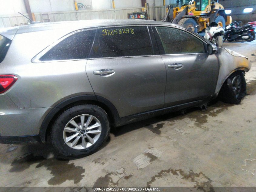 2019 KIA SORENTO LX V6 - 5XYPGDA52KG488361