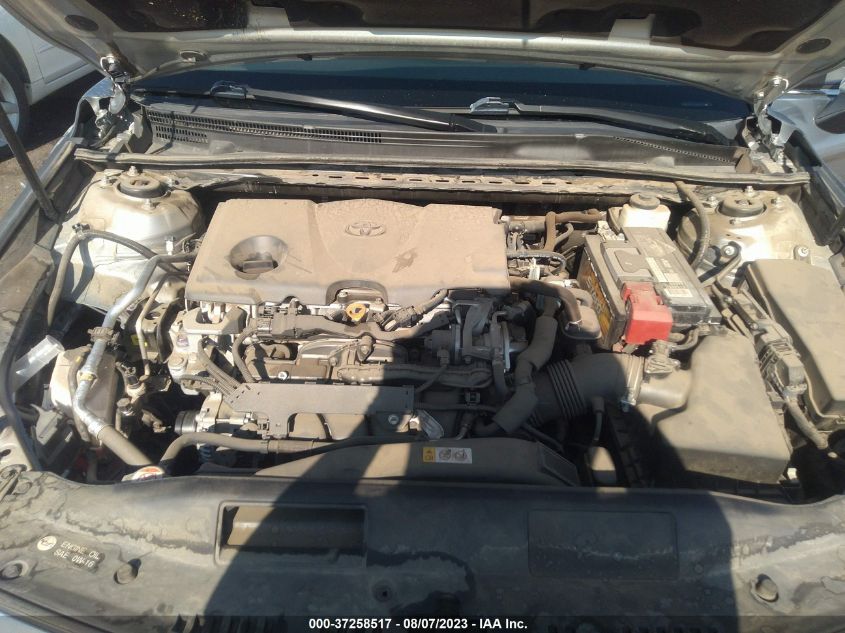 2018 TOYOTA CAMRY SE - 4T1B11HK7JU588616