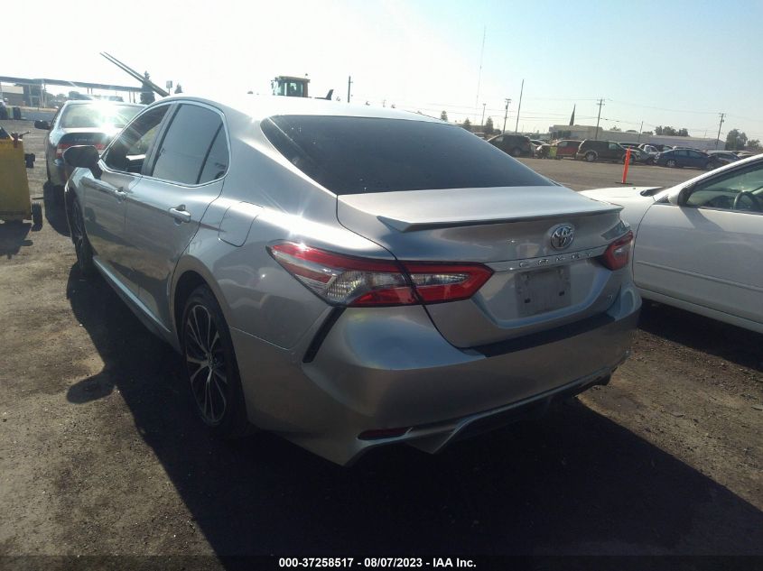 2018 TOYOTA CAMRY SE - 4T1B11HK7JU588616