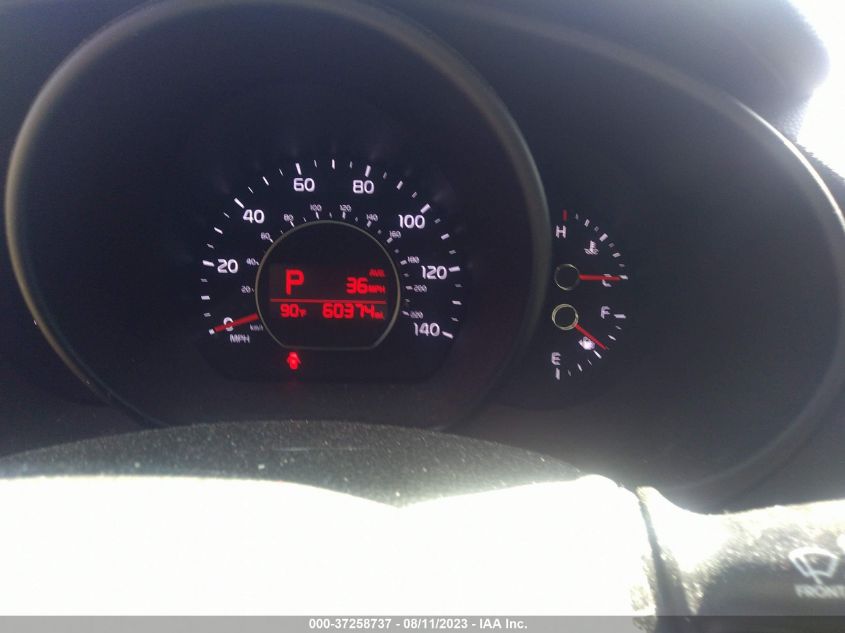 2016 KIA SOUL BASE - KNDJN2A22G7845144