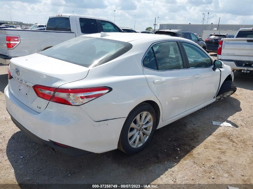 2020 TOYOTA CAMRY LE - 4T1C11AK5LU359708