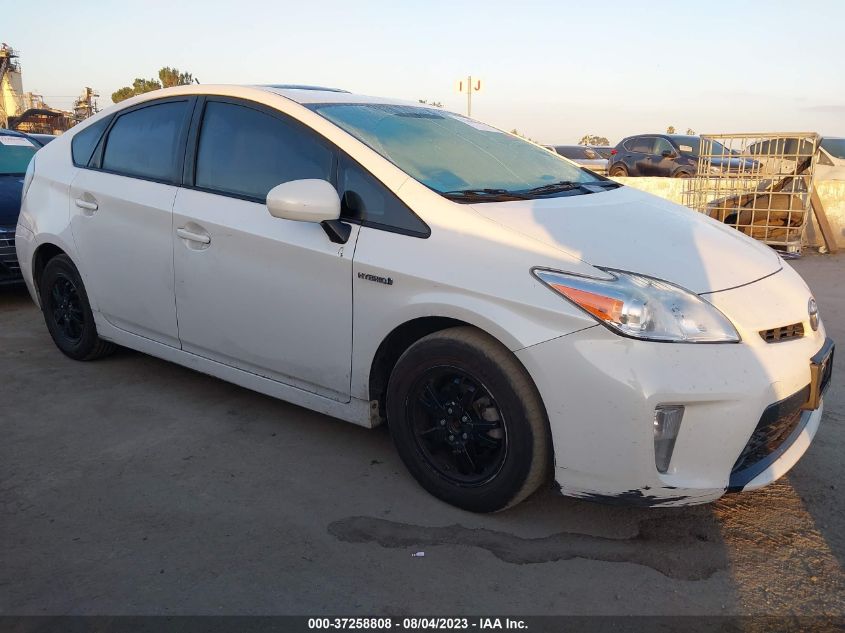 2015 TOYOTA PRIUS FOUR - JTDKN3DU5F0475483
