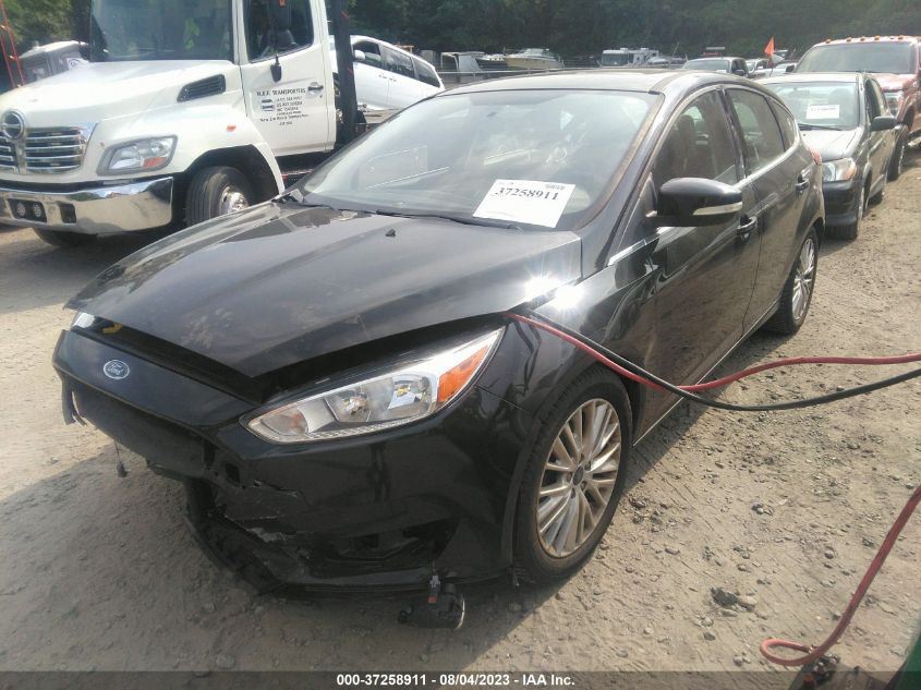 2017 FORD FOCUS TITANIUM - 1FADP3N27HL256113