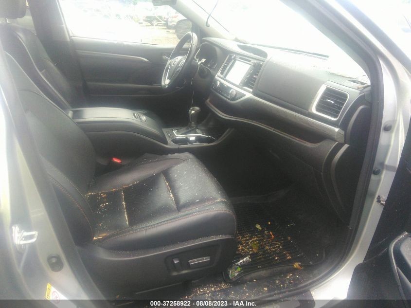 2017 TOYOTA HIGHLANDER LIMITED - 5TDDZRFH4HS439509