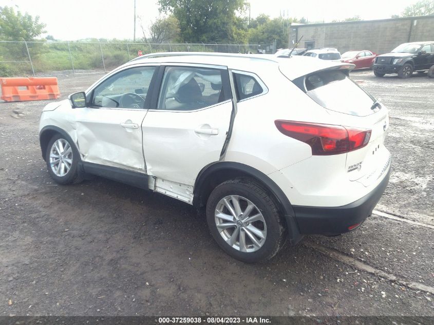 2017 NISSAN ROGUE SPORT SV - JN1BJ1CR3HW122000