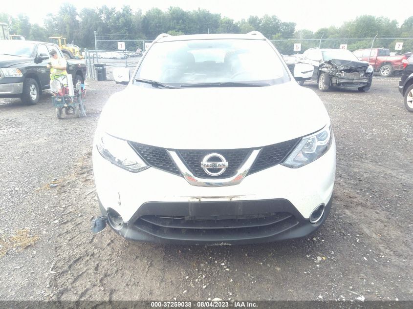 2017 NISSAN ROGUE SPORT SV - JN1BJ1CR3HW122000