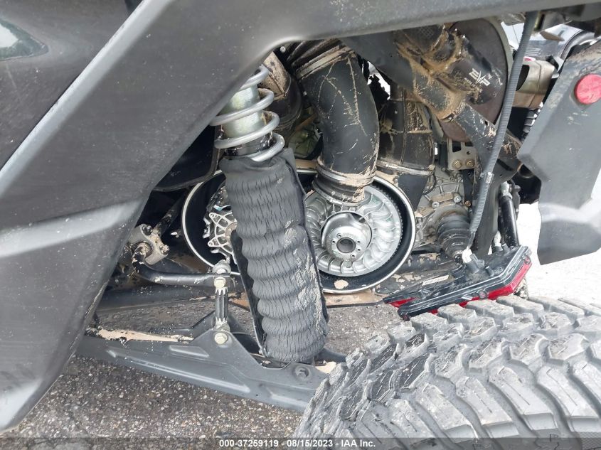2021 CAN-AM MAVERICK X3 MAX X RS TURBO RR - 3JBVNAV49MK002503