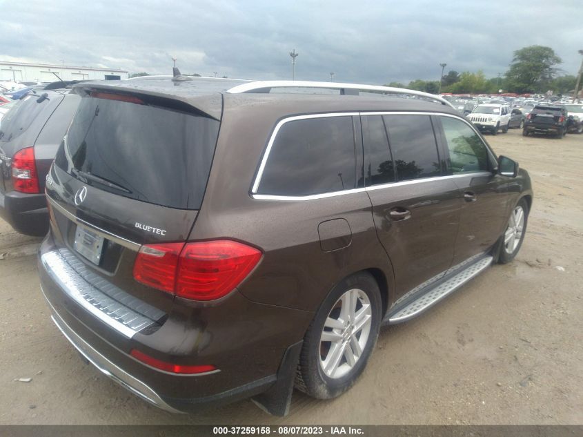 2013 MERCEDES-BENZ GL-CLASS GL 350 BLUETEC - 4JGDF2EE0DA162741