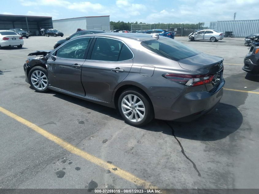 2022 TOYOTA CAMRY LE - 4T1C11AK9NU657049