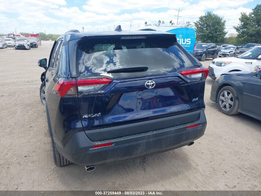 2T3W1RFV9PW272082 Toyota RAV4 XLE 15