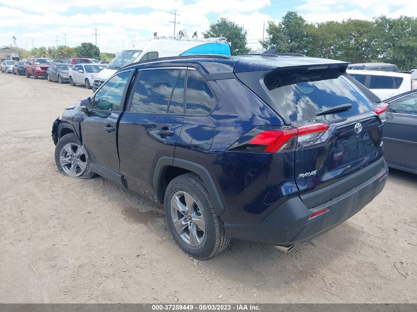 2T3W1RFV9PW272082 Toyota RAV4 XLE 3