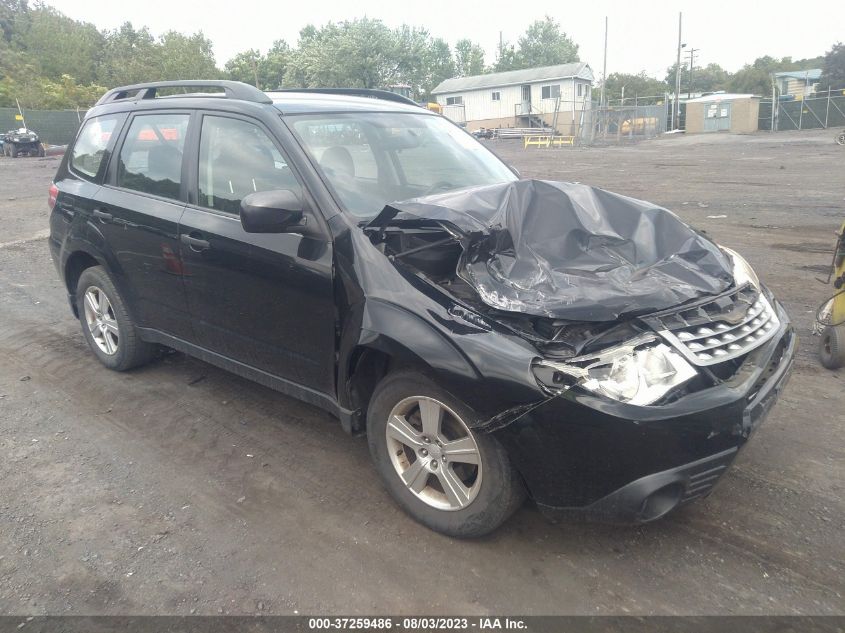 2013 SUBARU FORESTER 2.5X - JF2SHABC2DH405431