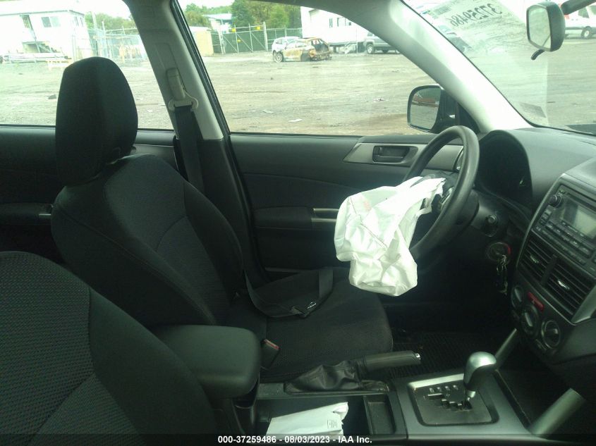 2013 SUBARU FORESTER 2.5X - JF2SHABC2DH405431