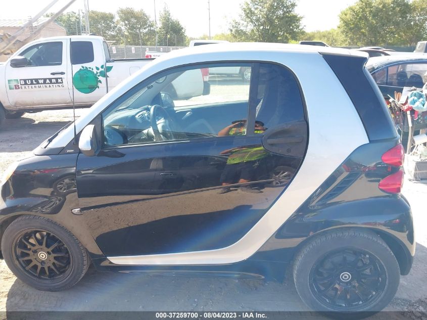 2013 SMART FORTWO PURE/PASSION - WMEEJ3BA1DK685437