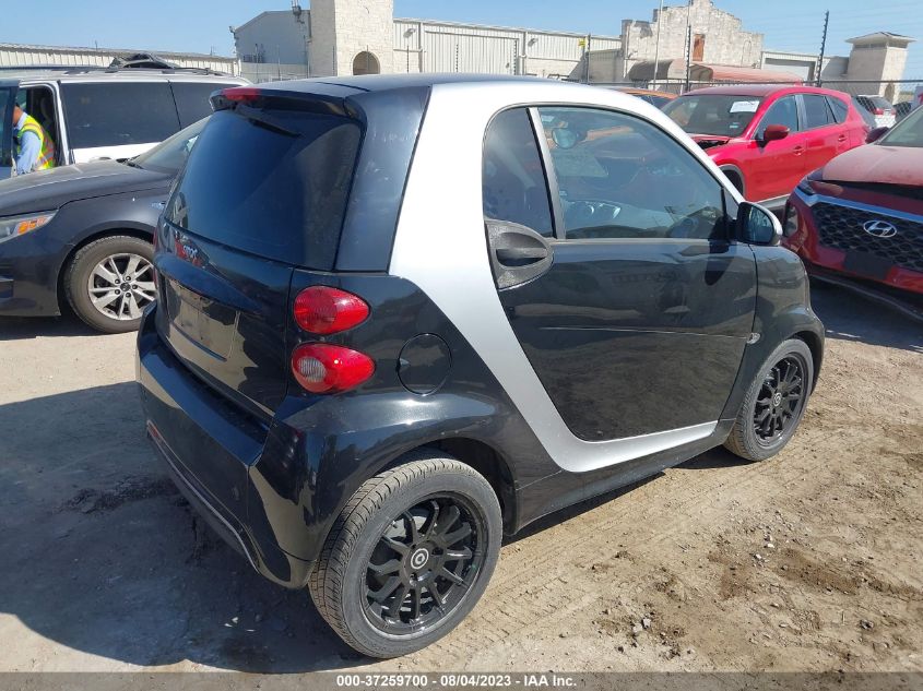 2013 SMART FORTWO PURE/PASSION - WMEEJ3BA1DK685437