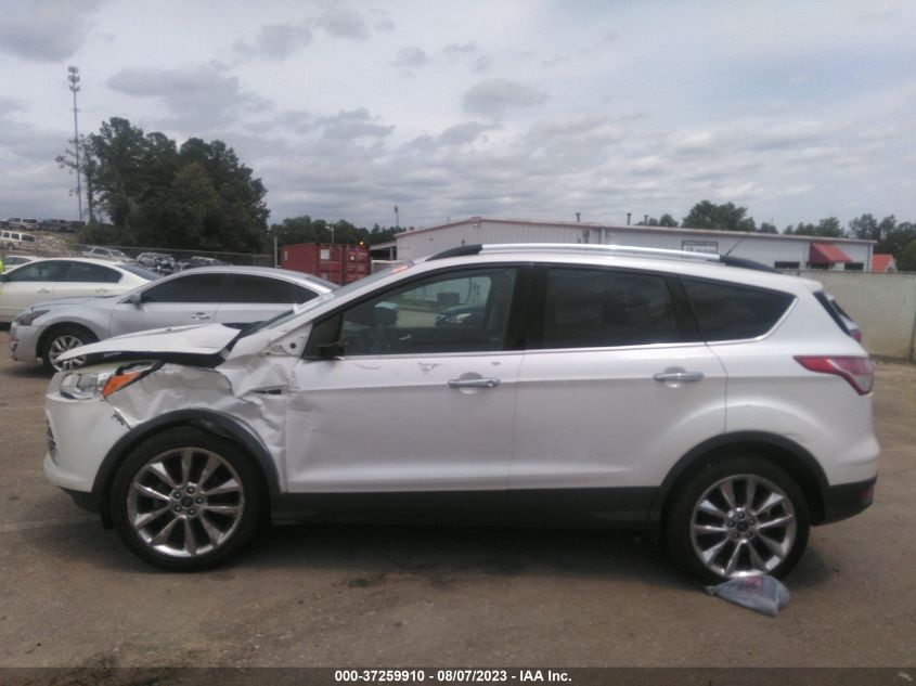 2015 FORD ESCAPE SE - 1FMCU0GX8FUA41011