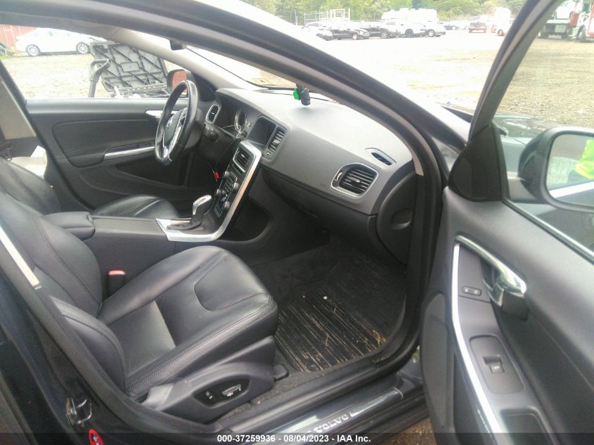 2013 VOLVO S60 T5 - YV1612FH8D2172314
