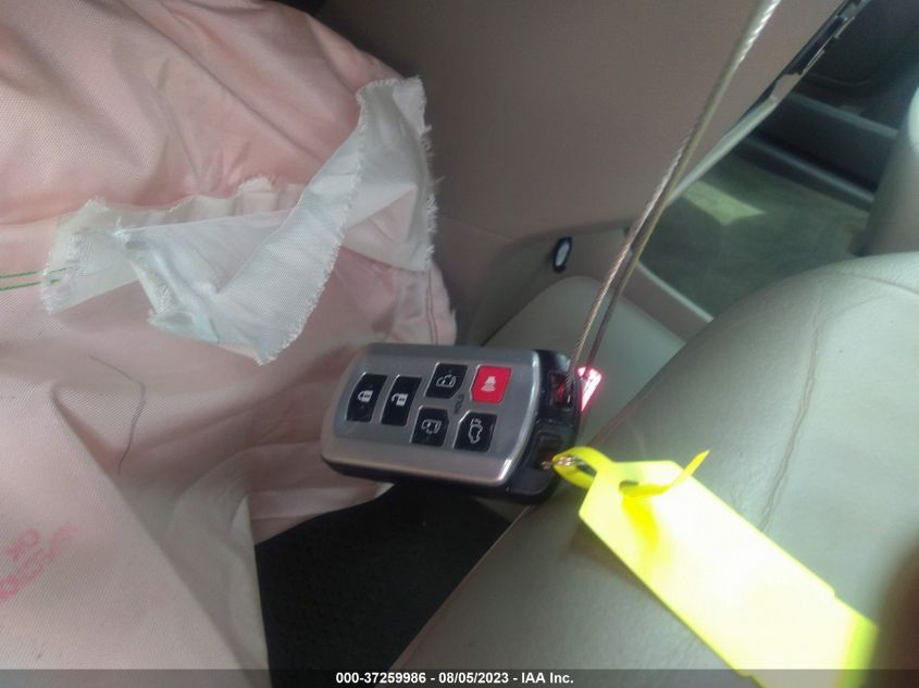 2015 TOYOTA SIENNA XLE/XLE AAS/LTD - 5TDYK3DC2FS617649
