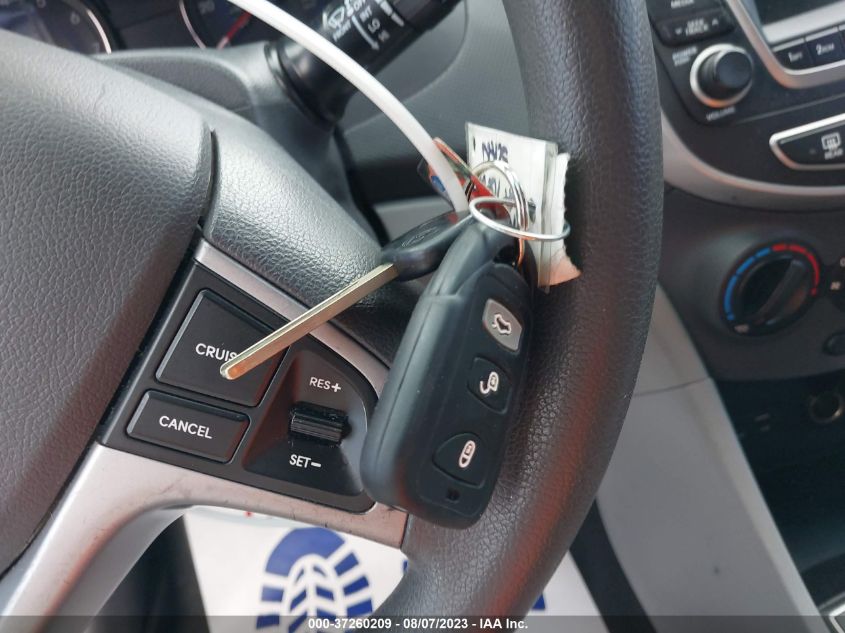 2017 HYUNDAI ACCENT SE - KMHCT5AE3HU313555