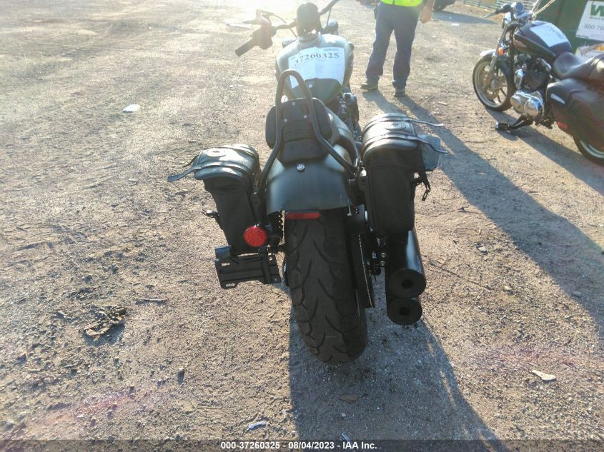 2023 INDIAN MOTORCYCLE CO. CHIEF DARK HORSE ABS 56KDMDBHXP3010523
