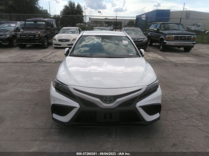 2022 TOYOTA CAMRY SE - 4T1G11AK0NU683069