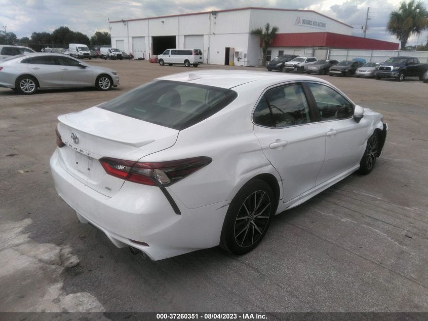 2022 TOYOTA CAMRY SE - 4T1G11AK0NU683069