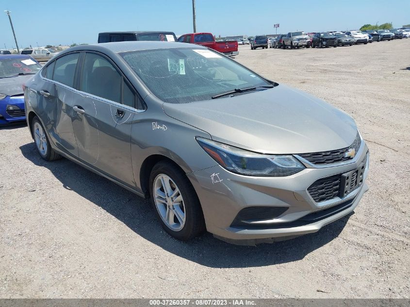 2018 CHEVROLET CRUZE LT - 1G1BE5SM4J7212666