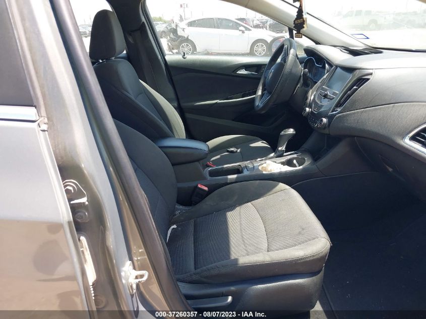 2018 CHEVROLET CRUZE LT - 1G1BE5SM4J7212666