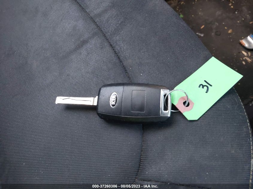 2014 KIA SOUL + - KNDJP3A5XE7028690