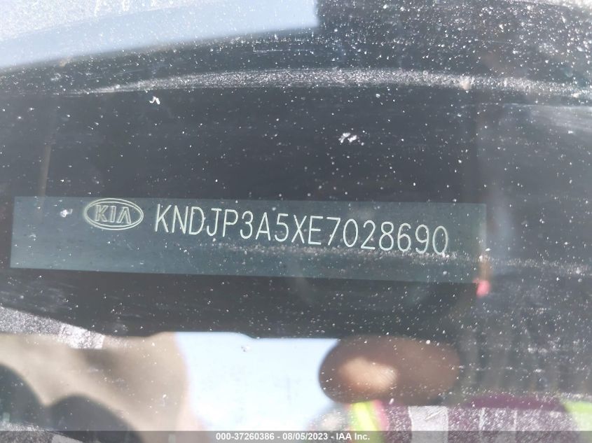 2014 KIA SOUL + - KNDJP3A5XE7028690