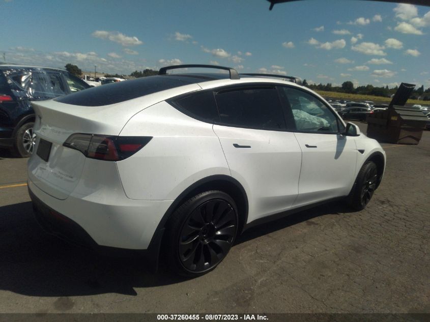 2020 TESLA MODEL Y LONG RANGE - 5YJYGDEE2LF012876