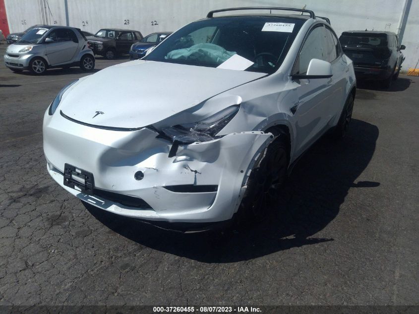 2020 TESLA MODEL Y LONG RANGE - 5YJYGDEE2LF012876