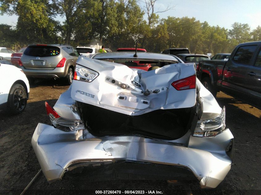 2013 KIA FORTE LX - KNAFT4A2XD5677474