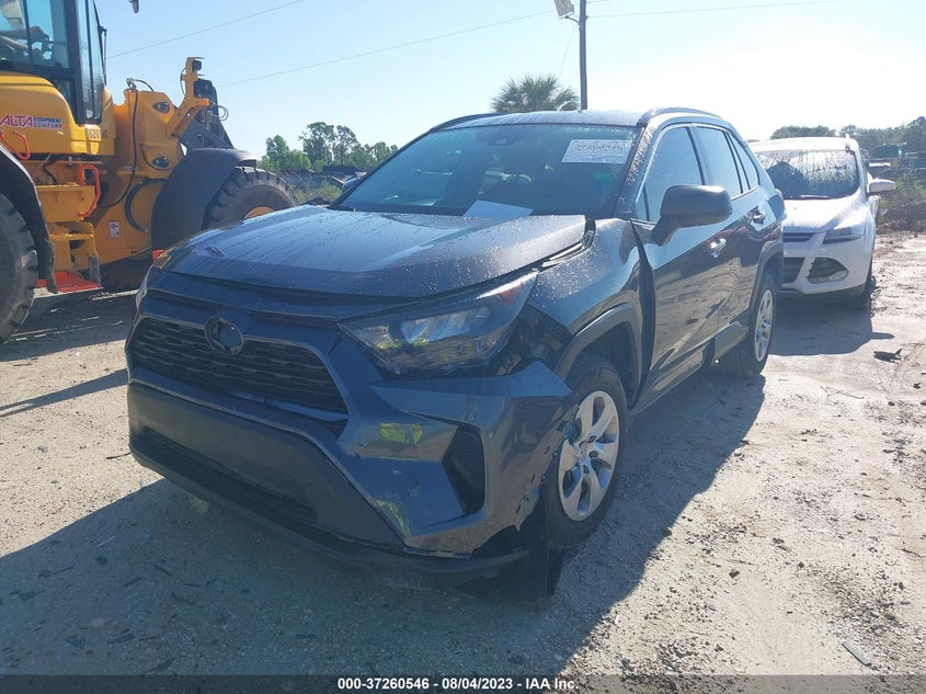 VIN 2T3H1RFV9MC092882 2021 TOYOTA RAV4 LE