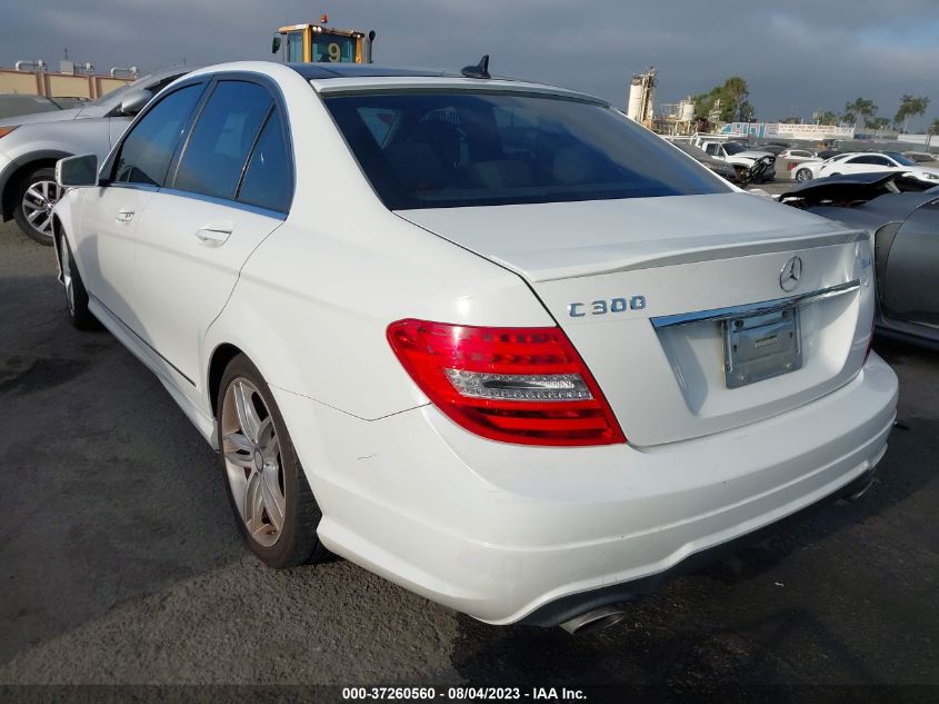 2013 MERCEDES-BENZ C-CLASS C 300 - WDDGF8AB5DA773581