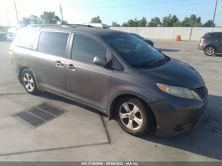 2013 TOYOTA SIENNA LE - 5TDKK3DC8DS305211
