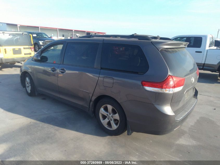 2013 TOYOTA SIENNA LE - 5TDKK3DC8DS305211
