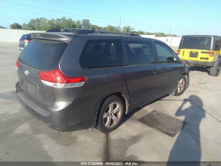 2013 TOYOTA SIENNA LE - 5TDKK3DC8DS305211