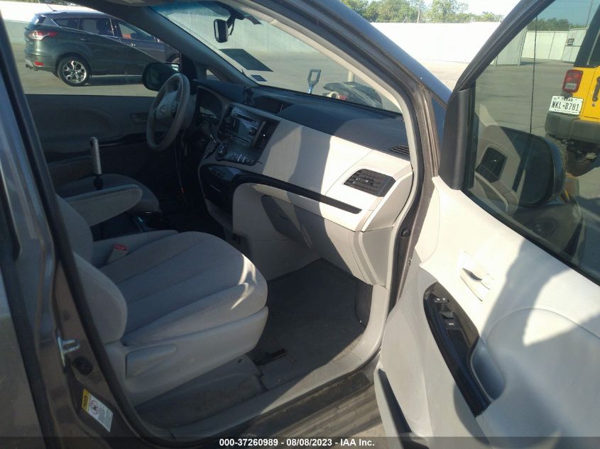 2013 TOYOTA SIENNA LE - 5TDKK3DC8DS305211