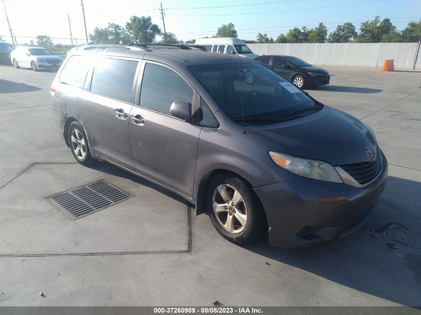 2013 TOYOTA SIENNA LE - 5TDKK3DC8DS305211