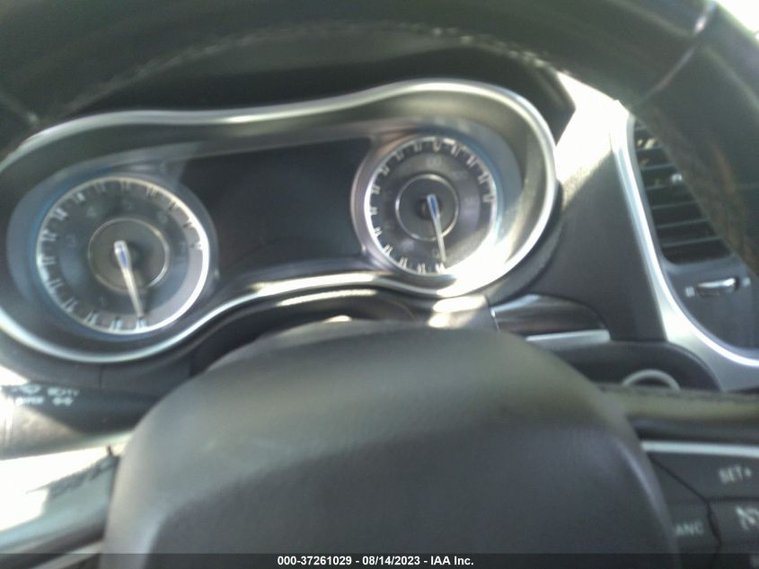 2015 CHRYSLER 300 LIMITED - 2C3CCARG3FH846268
