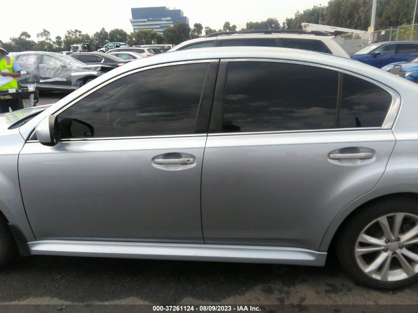 2013 SUBARU LEGACY 2.5I PREMIUM - 4S3BMBC61D3029083