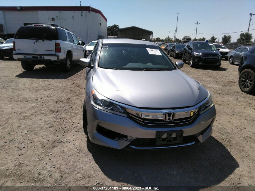 2017 HONDA ACCORD SEDAN SPORT SE - 1HGCR2F19HA290325